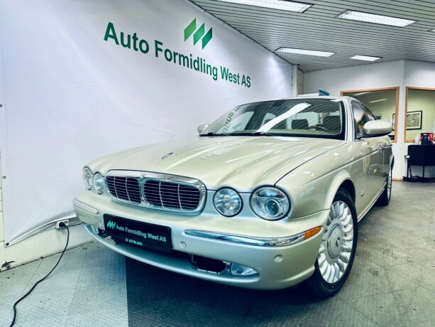 jaguar-xj-diesel-2006-big-2