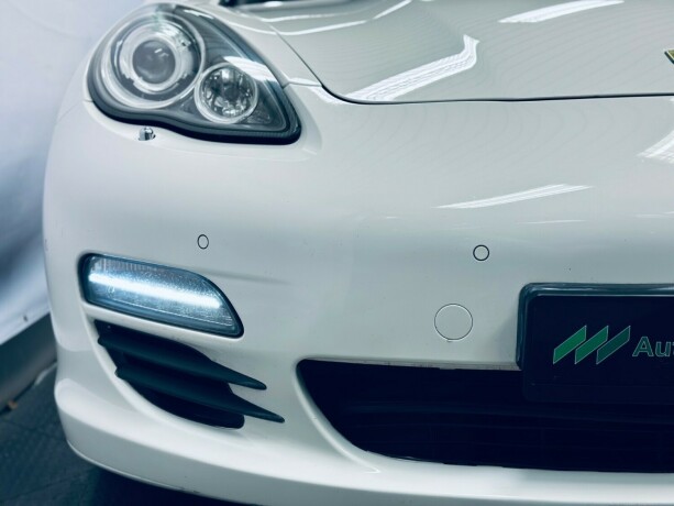 porsche-panamera-diesel-2012-big-28