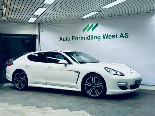 porsche-panamera-diesel-2012-big-9