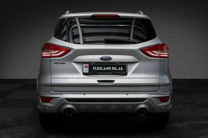 ford-kuga-diesel-2015-big-9