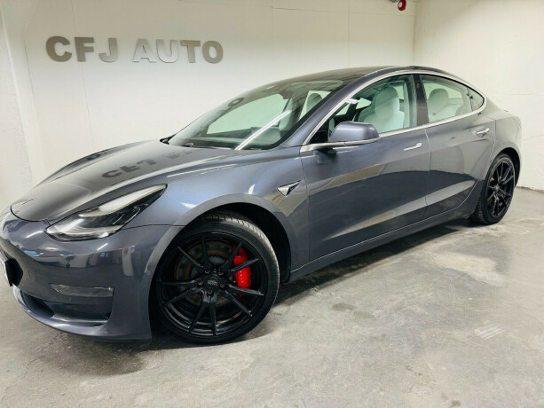 tesla-model-3-big-1