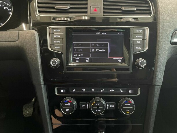 volkswagen-golf-trendline-multiratt-dab-parksensor-front-assist-2014-129-500-km-kr-99-900-big-17