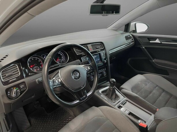 volkswagen-golf-trendline-multiratt-dab-parksensor-front-assist-2014-129-500-km-kr-99-900-big-10