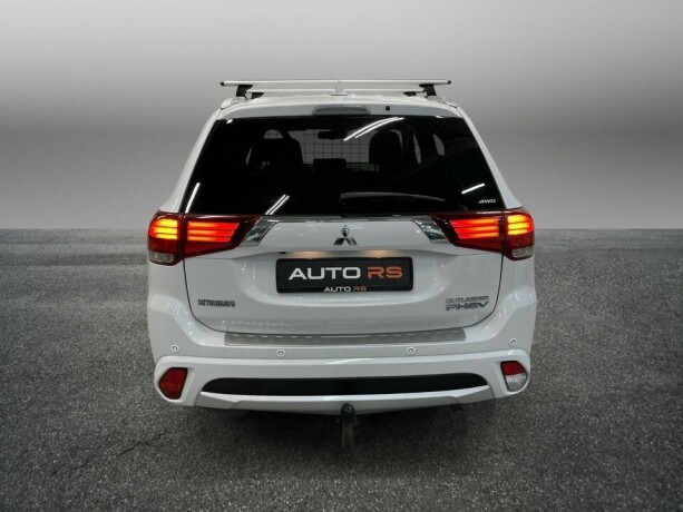 mitsubishi-outlander-phev-ny-service-skinn-360kam-navi-ac-dab-krok-2016-143-700-km-kr-199-900-big-4