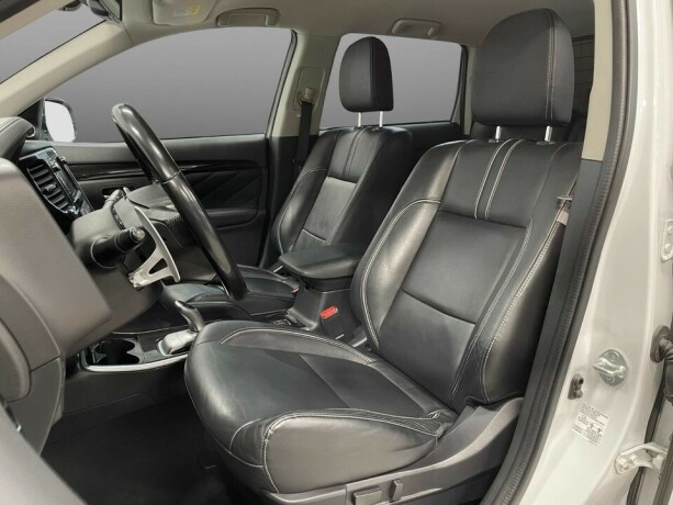 mitsubishi-outlander-phev-ny-service-skinn-360kam-navi-ac-dab-krok-2016-143-700-km-kr-199-900-big-7