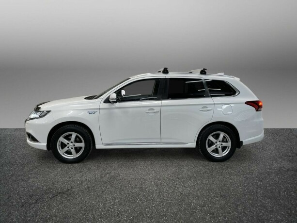 mitsubishi-outlander-phev-ny-service-skinn-360kam-navi-ac-dab-krok-2016-143-700-km-kr-199-900-big-2