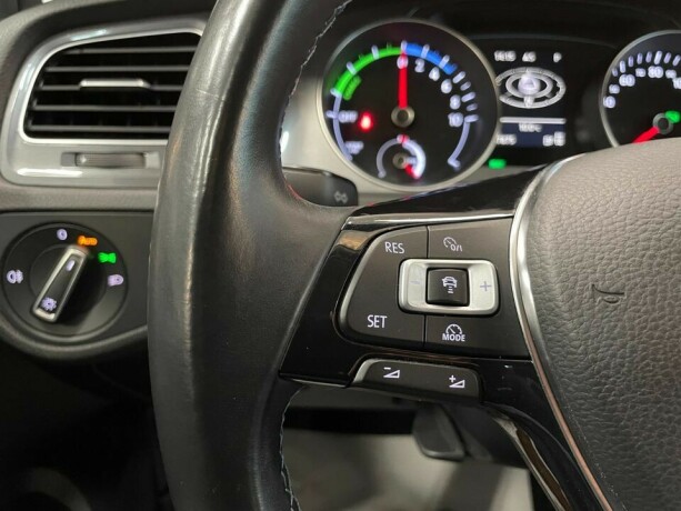 volkswagen-golf-lav-km-vpumpe-kamera-keyless-acc-navi-2016-37-900-km-kr-149-900-big-12