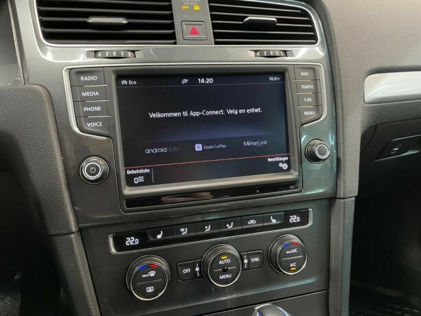 volkswagen-golf-lav-km-vpumpe-kamera-keyless-acc-navi-2016-37-900-km-kr-149-900-big-17