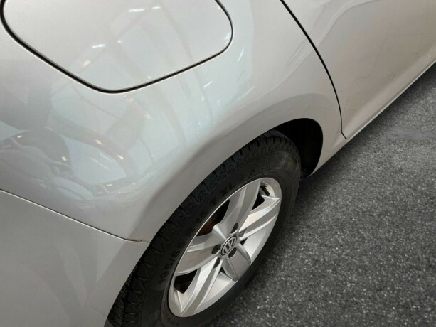 volkswagen-golf-lav-km-vpumpe-kamera-keyless-acc-navi-2016-37-900-km-kr-149-900-big-6