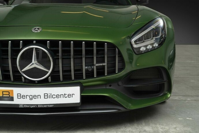 mercedes-benz-amg-gt-s-522hk-facelift-burmester-norsk-bil-2019-5-200-km-kr-1-699-000-big-8