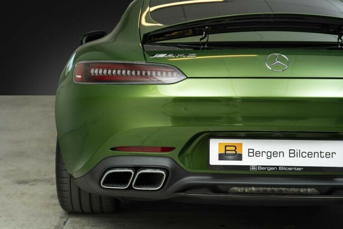 mercedes-benz-amg-gt-s-522hk-facelift-burmester-norsk-bil-2019-5-200-km-kr-1-699-000-big-12