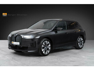 BMW iX xDrive 40 Fully Charged Harman/Kardon Hengerfeste 2022, 24 500 km, kr 649 000,