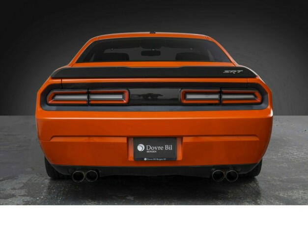 dodge-challenger-bensin-2009-big-10