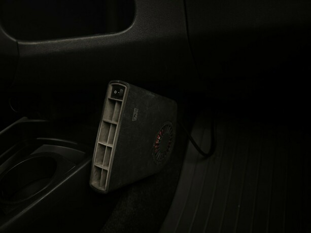 toyota-yaris-bensin-2007-big-20