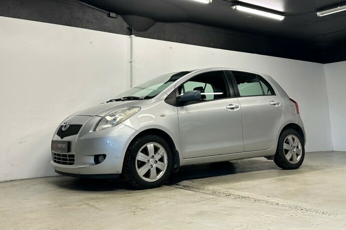 toyota-yaris-bensin-2007-big-0