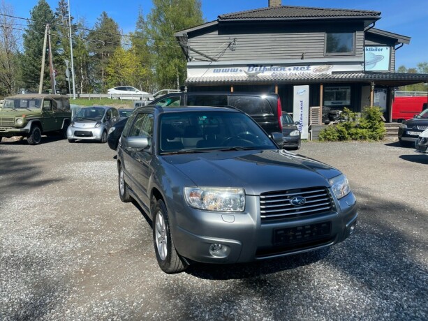 subaru-forester-bensin-2006-big-2