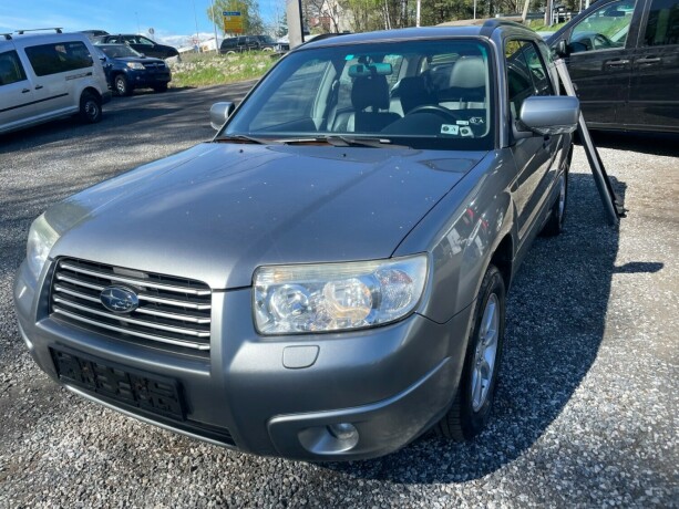 subaru-forester-bensin-2006-big-28