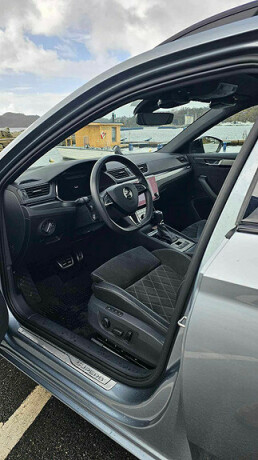 2020-superb-skoda-14l-elektrisitet-bensin-big-1