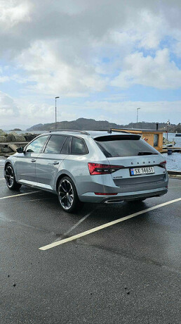 2020-superb-skoda-14l-elektrisitet-bensin-big-8