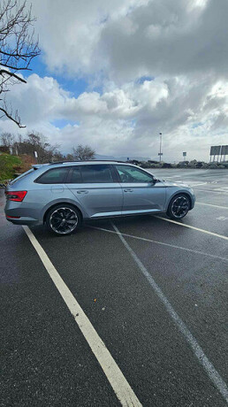 2020-superb-skoda-14l-elektrisitet-bensin-big-5