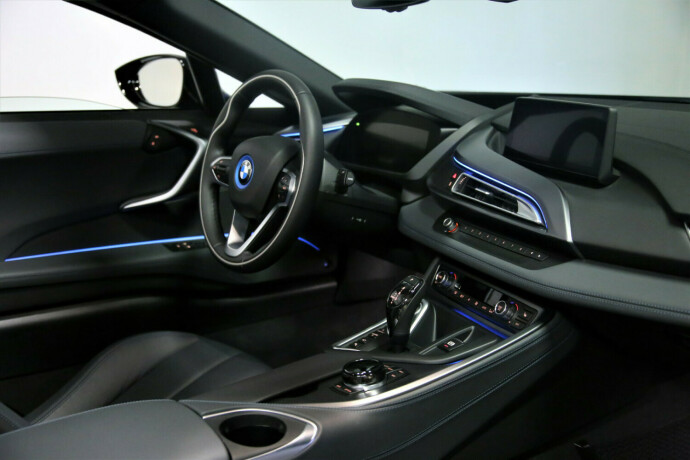 bmw-i8-elektrisitetbensin-2019-big-17