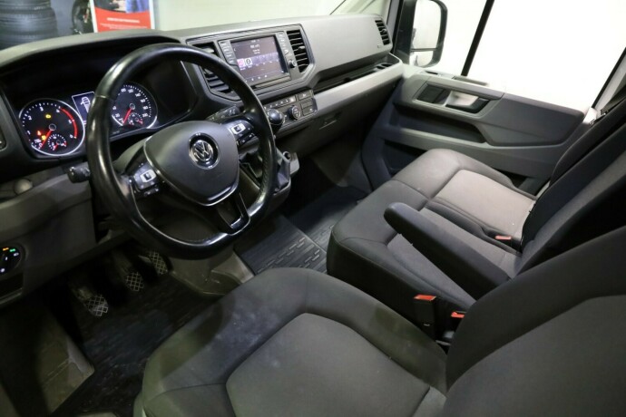 volkswagen-crafter-diesel-2018-big-4