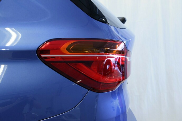 bmw-x1-bensin-2017-big-35