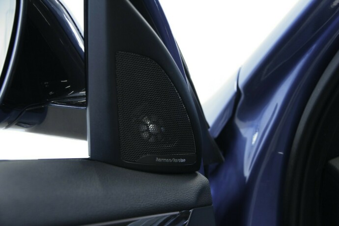 bmw-x1-bensin-2017-big-24