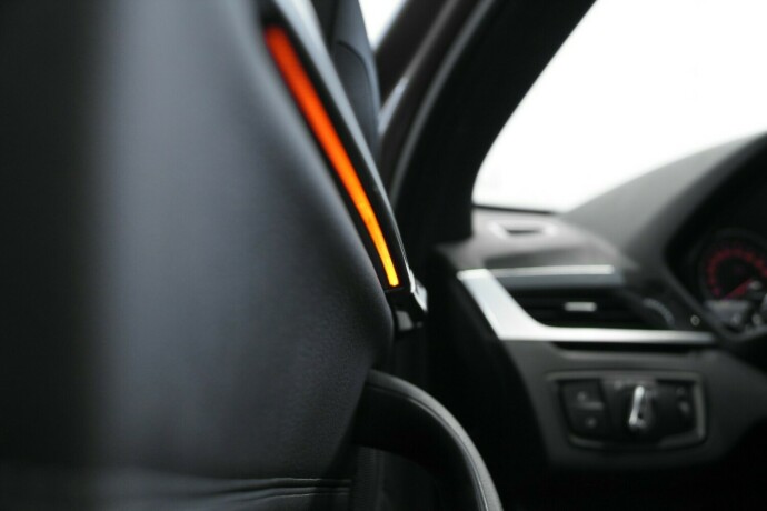 bmw-x1-bensin-2017-big-28