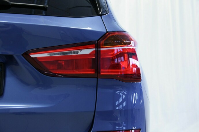 bmw-x1-bensin-2017-big-36