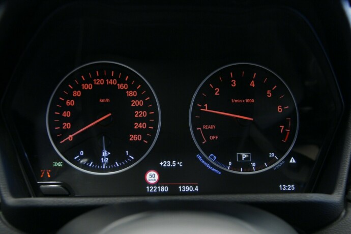 bmw-x1-bensin-2017-big-20