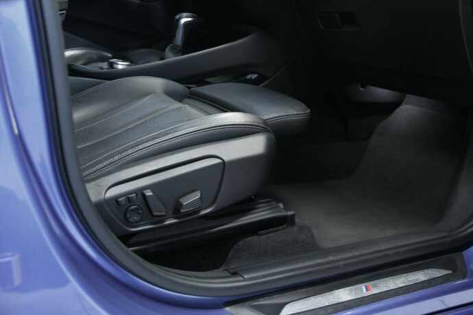 bmw-x1-bensin-2017-big-26