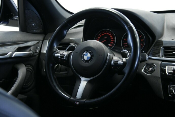 bmw-x1-bensin-2017-big-9