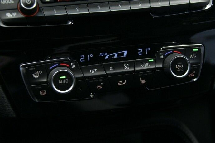 bmw-x1-bensin-2017-big-11