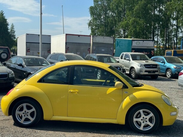 volkswagen-beetle-bensin-2004-big-5