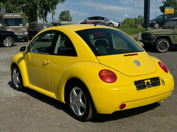 volkswagen-beetle-bensin-2004-big-2