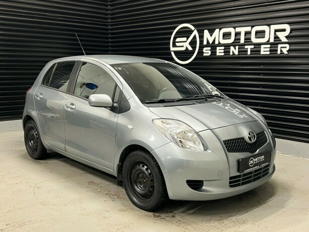 toyota-yaris-bensin-2007-big-0