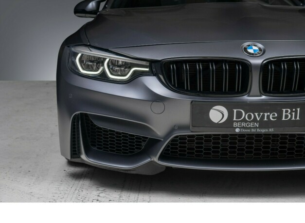 bmw-m4-bensin-2018-big-5