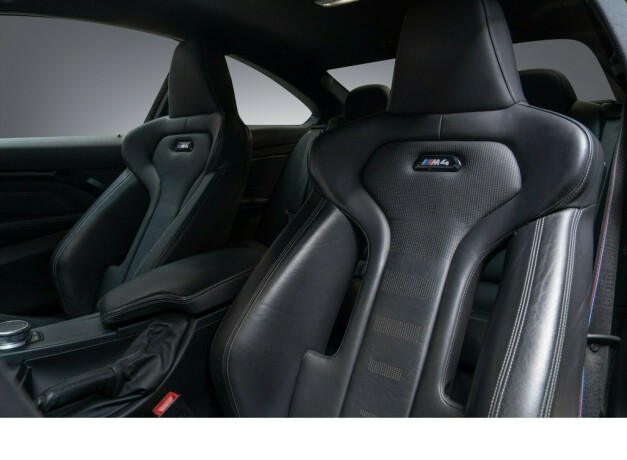 bmw-m4-bensin-2018-big-28