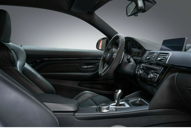 bmw-m4-bensin-2018-big-31