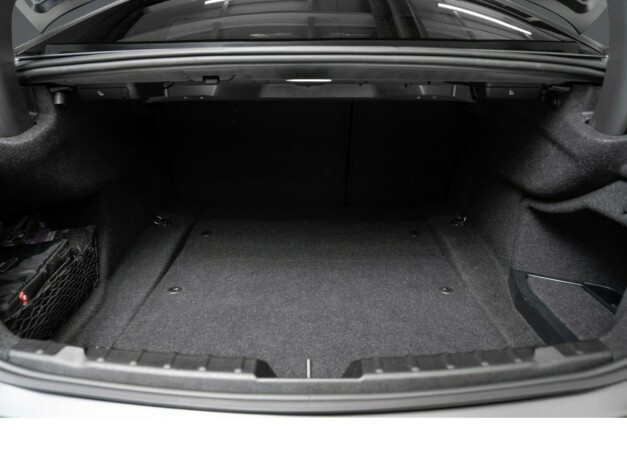 bmw-m4-bensin-2018-big-38