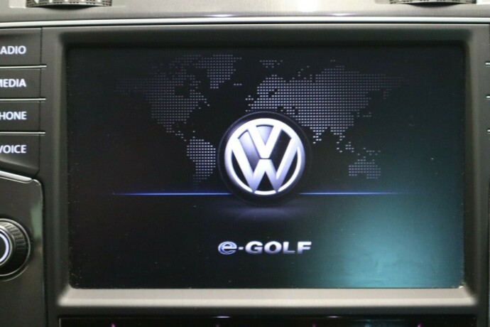 volkswagen-golf-elektrisitet-2017-big-33