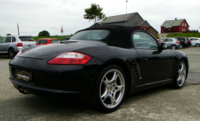 porsche-boxster-bensin-2005-big-6