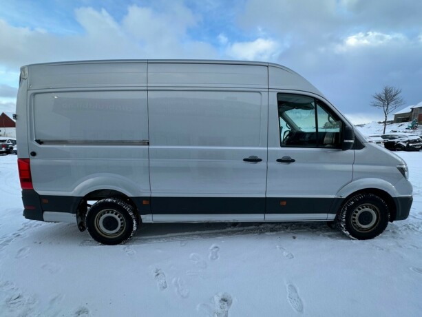 volkswagen-crafter-diesel-2019-big-4