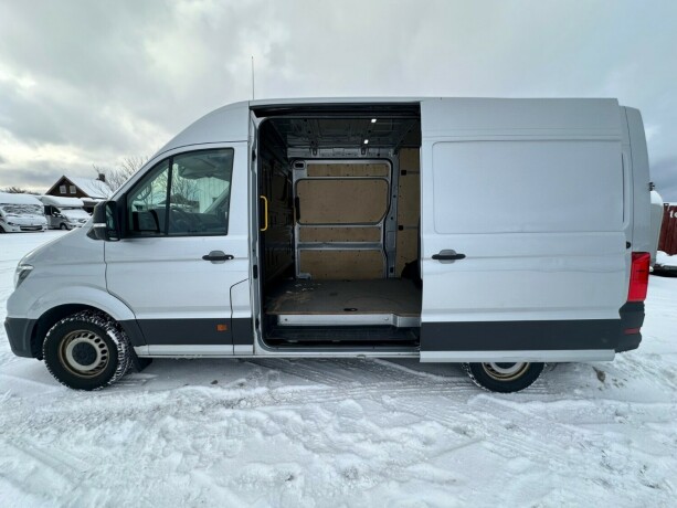 volkswagen-crafter-diesel-2019-big-17