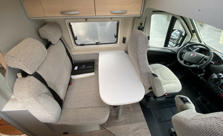 2021-hymer-eriba-free-600-big-3