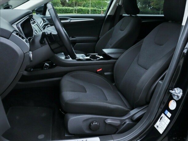 ford-mondeo-bensin-2015-big-11