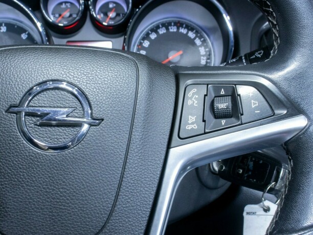 opel-astra-diesel-2010-big-24