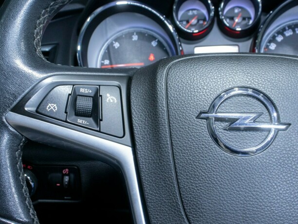 opel-astra-diesel-2010-big-26