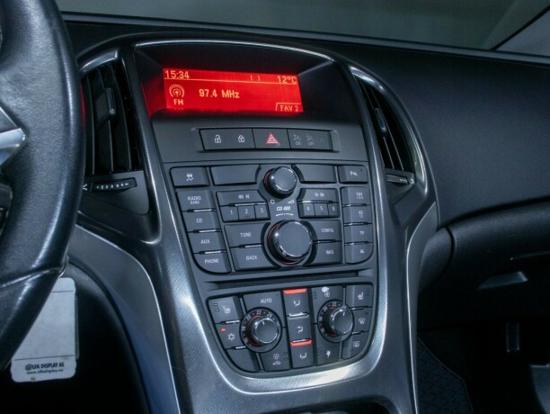 opel-astra-diesel-2010-big-29